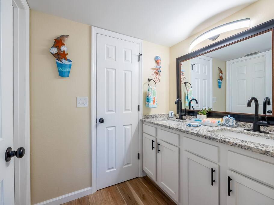 Englewood, Manasota Keys - 2 Bedroom Luxury Villa, Pool, Game Room, 6 Min To Beaches Next To Canal מראה חיצוני תמונה